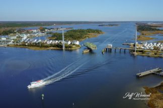 JW097: Queen Jean Passes Through the Swing Bridge