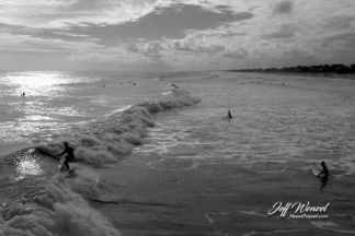 JW040: Late December Surfing