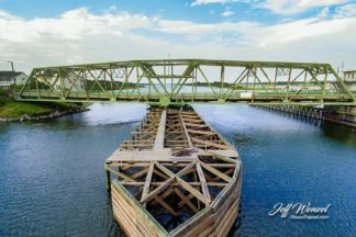 JW007: Swing Bridge Daylight at 90 Degrees