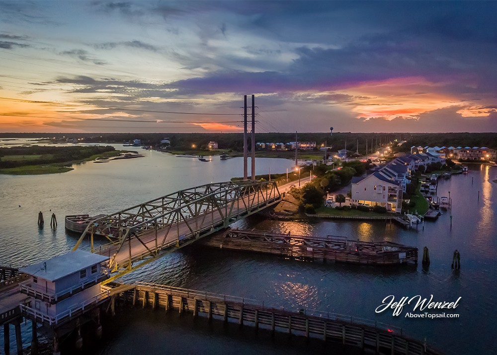 JW077: Swing Bridge Water Lights