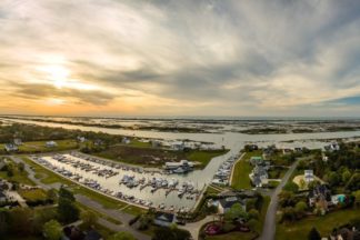 JW035: Harbour Village Marina Morning