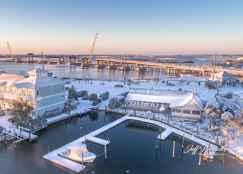 JW157 Snowy Sears Landing