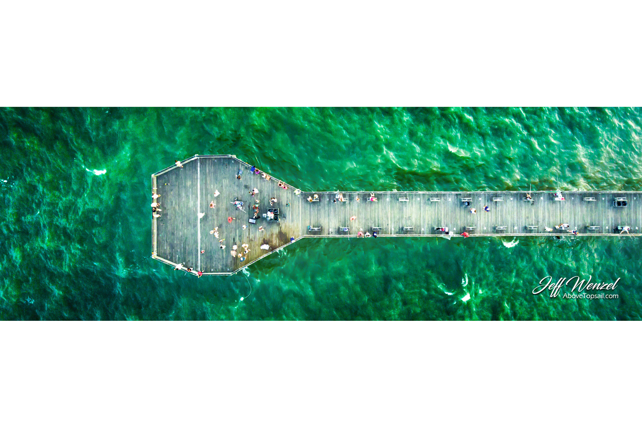 JW229 Piering Down_FB-2 3to2